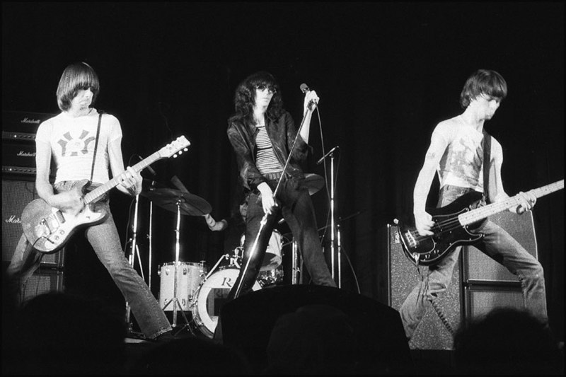 ramones on stage